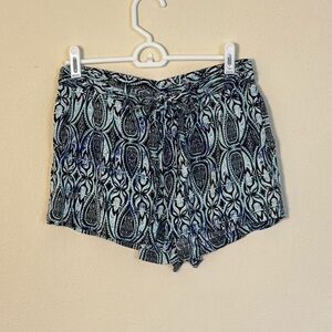 Patterned Blue and Black Women's Shorts. Size M